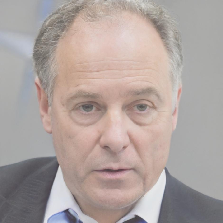 Portret Radu Petrescu